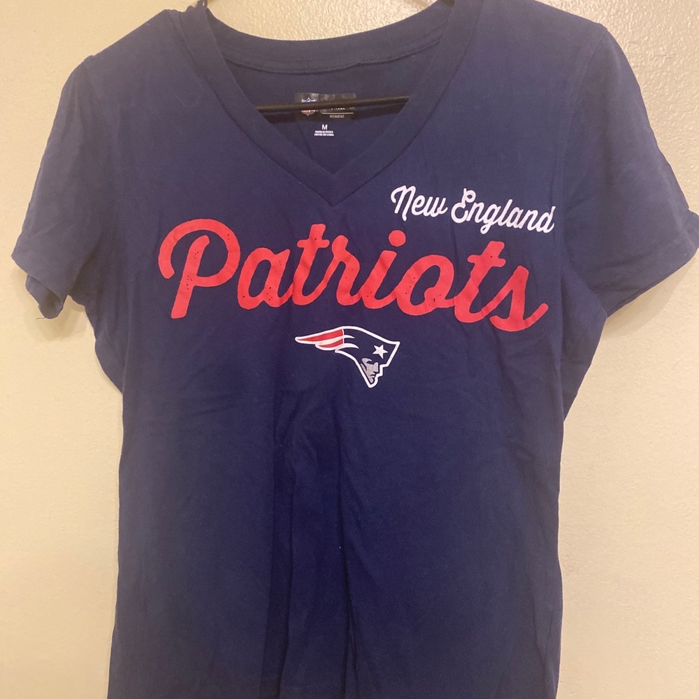 Womens New England patriots v neck shirt